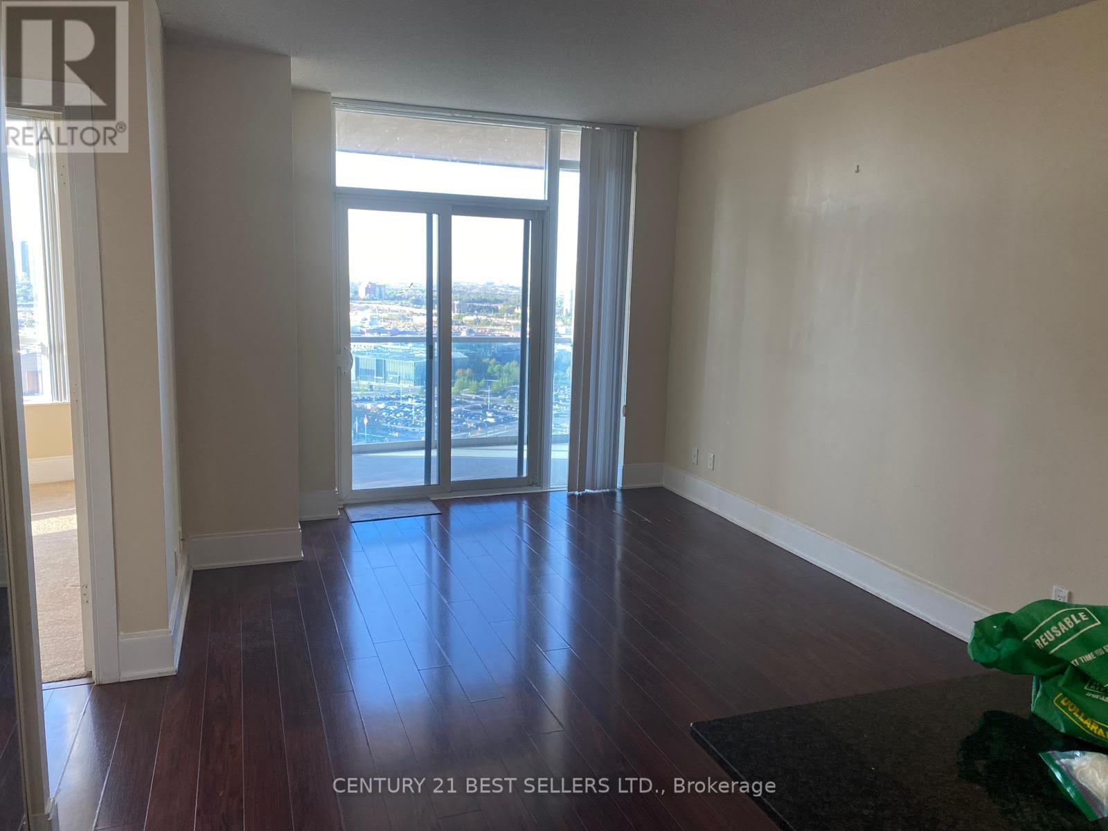 2205 - 330 Burnhamthorpe Rd W Road, Mississauga (City Centre), Ontario  L5B 3J1 - Photo 3 - W12186689