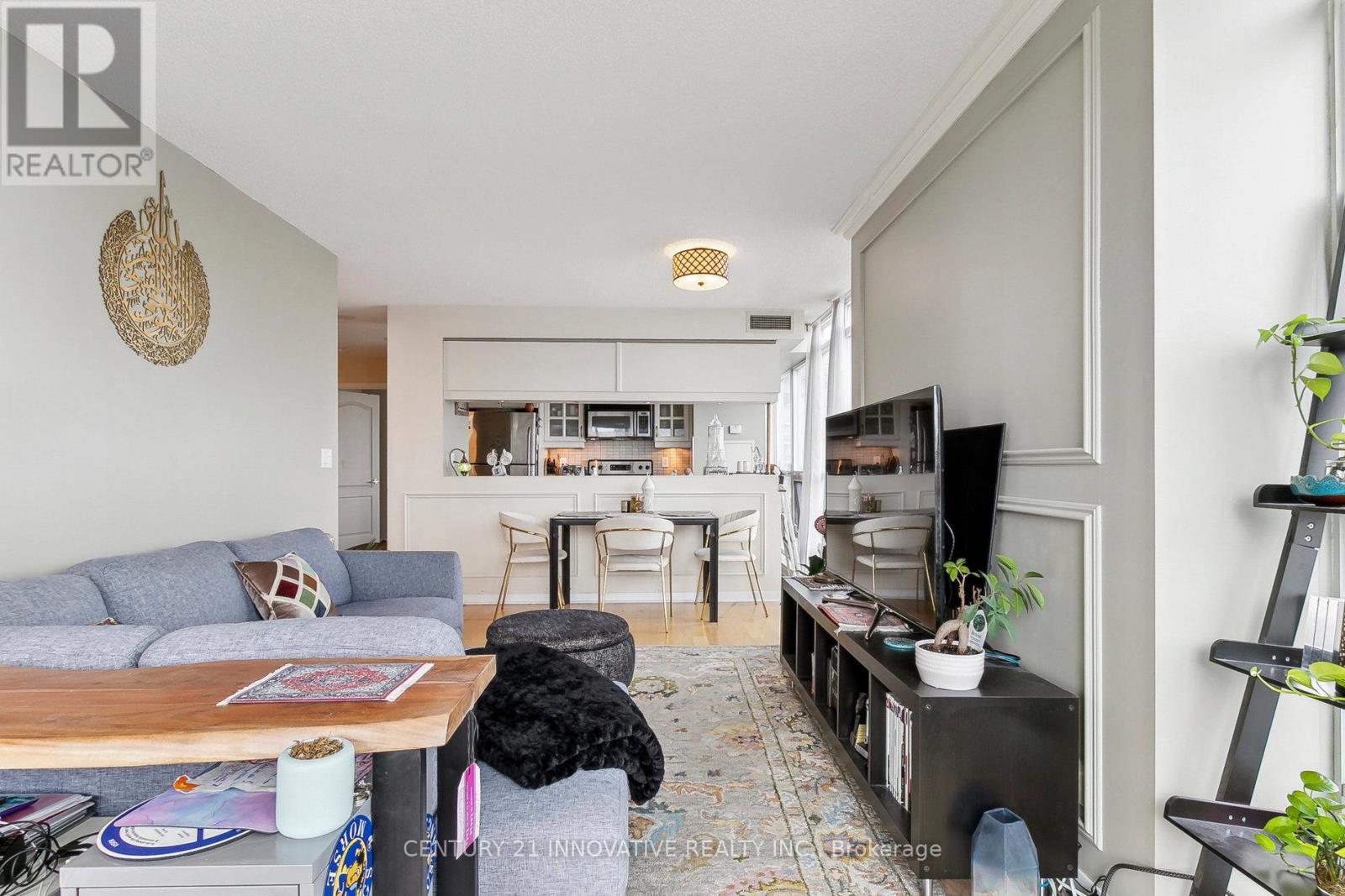 1005 - 185 Legion Road N, Toronto, Ontario  M8Y 0A1 - Photo 17 - W12186705