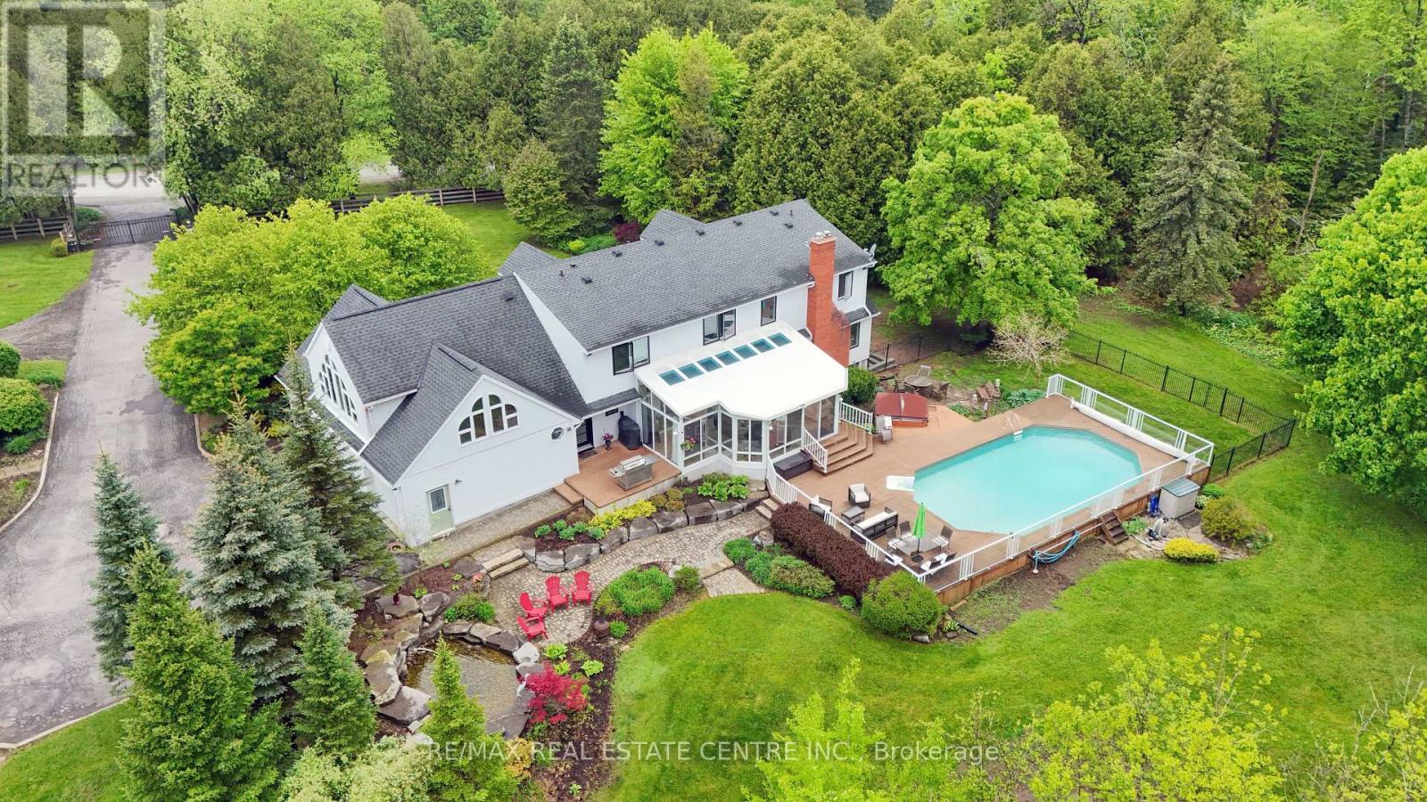 Property at 4477 VICTORIA ROAD S image 3