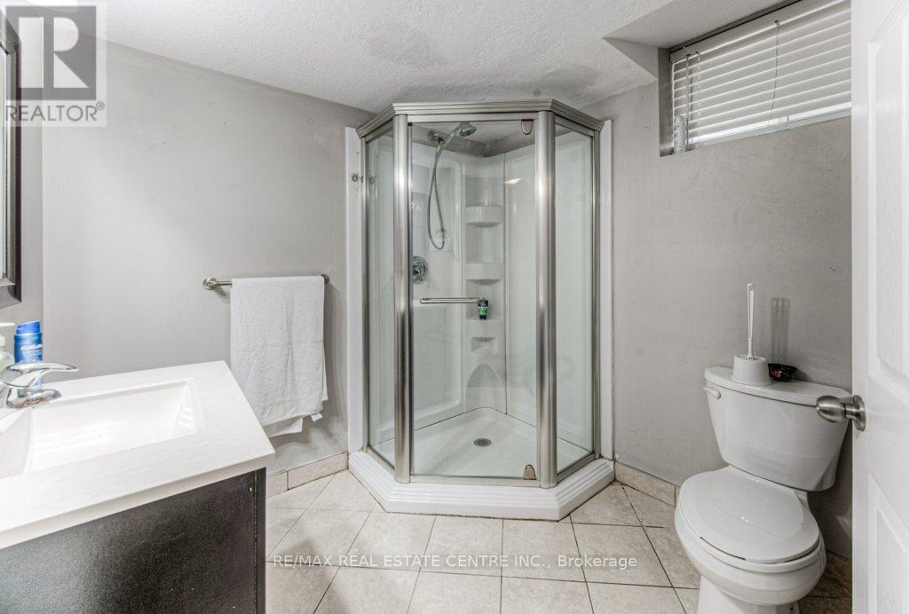 950 Pebblecreek Court, Kitchener, Ontario  N2A 0C5 - Photo 28 - X12186698