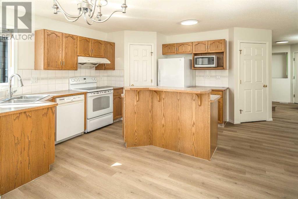 88 Country Hills Park Nw, Calgary, Alberta  T3K 5E1 - Photo 7 - A2226202