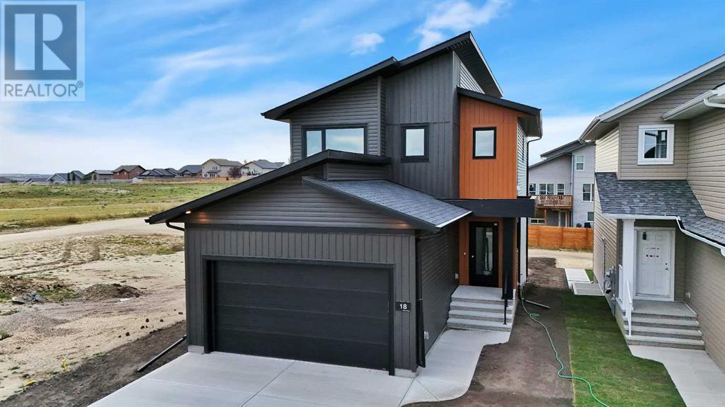 18 Palmer Circle, Blackfalds, Alberta  T4M 0N7 - Photo 1 - A2143466