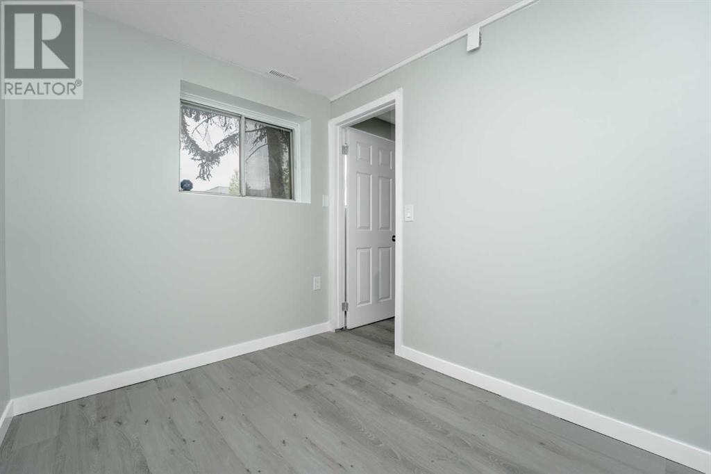 5516 Temple Drive Ne, Calgary, Alberta  T1Y 3R4 - Photo 34 - A2220492