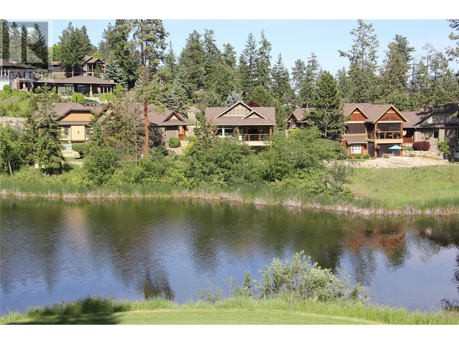 27 Birdie Lake Drive Unit# 4, Vernon, BC V1H2J4
