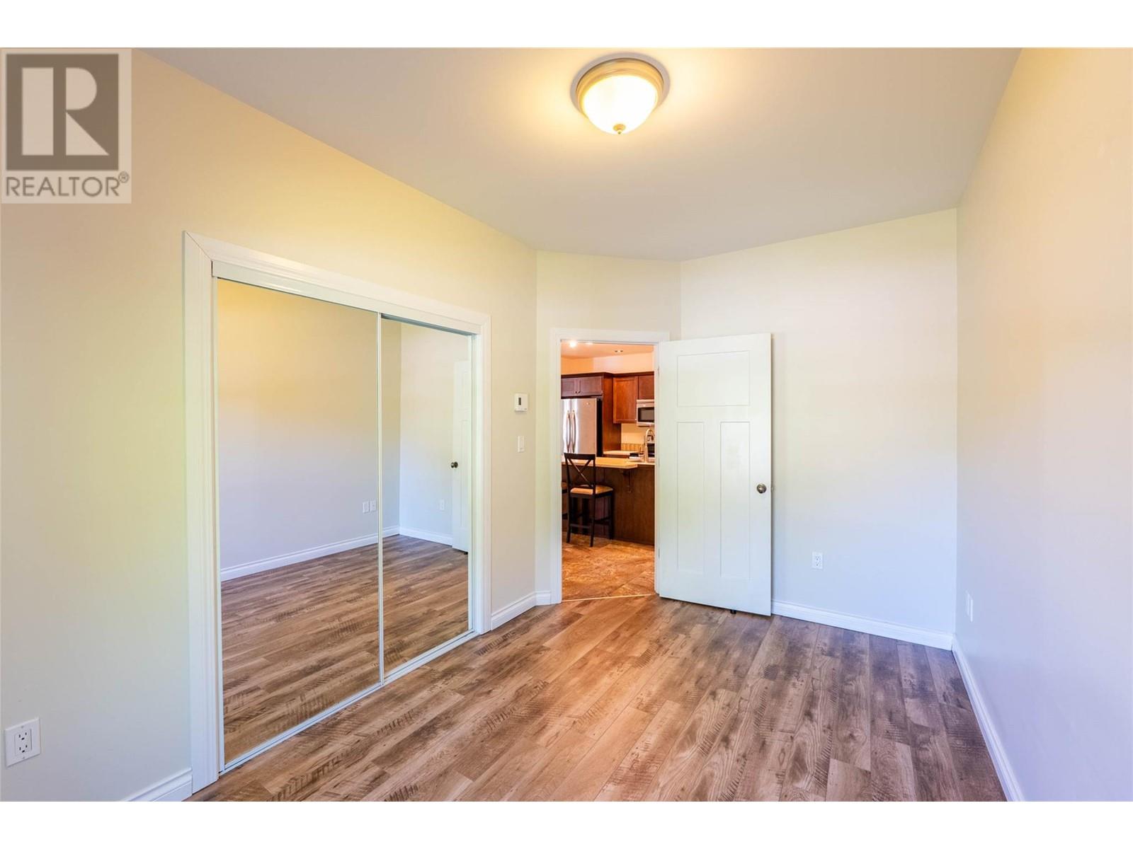 2011 PERRIER Road Unit# 102, Nelson, BC V1L6Y8