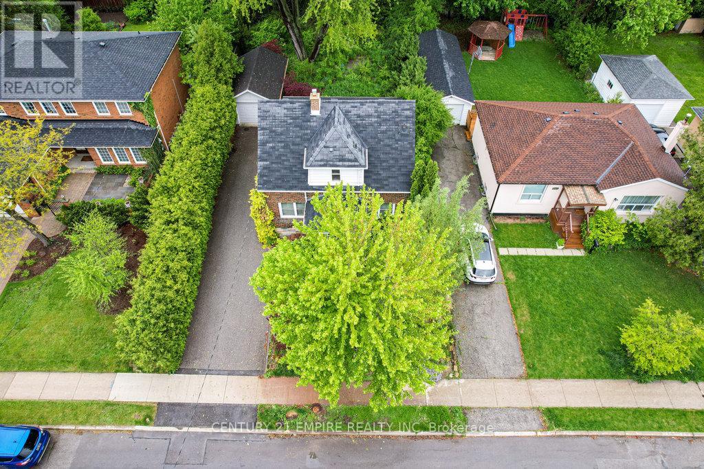 292 Horsham Avenue, Toronto (Willowdale West), Ontario  M2R 1G4 - Photo 2 - C12186715