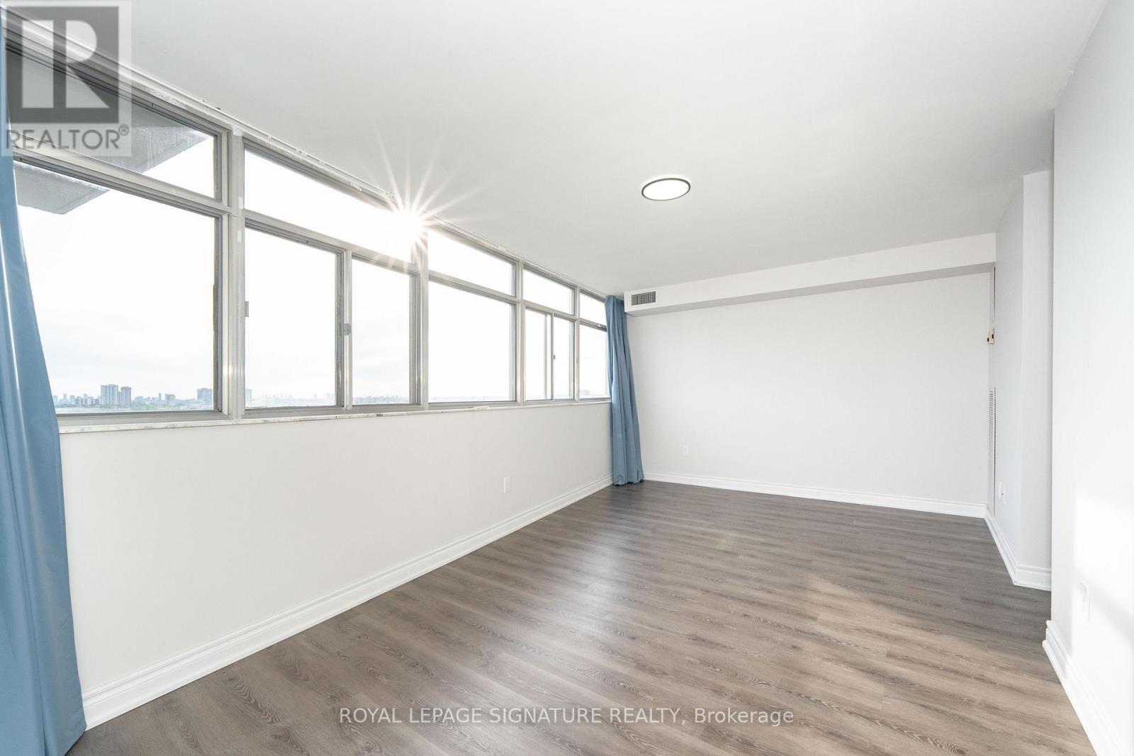 1802 - 3151 Bridletowne Circle, Toronto, Ontario  M1W 2T1 - Photo 32 - E12184374