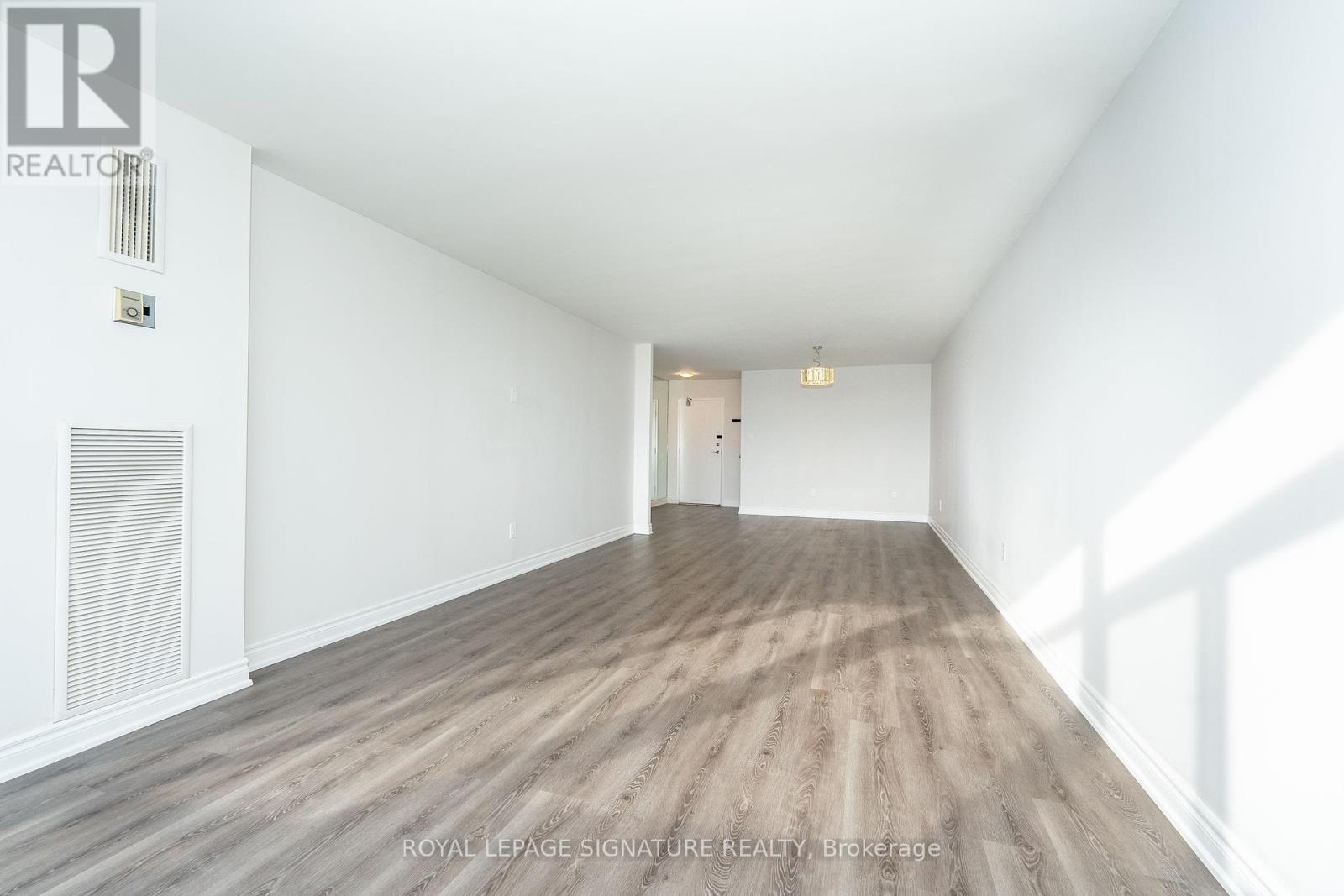 1802 - 3151 Bridletowne Circle, Toronto, Ontario  M1W 2T1 - Photo 16 - E12184374