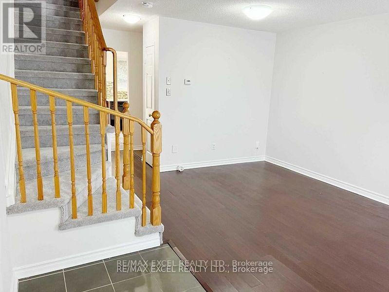 1010 - 28 Rosebank Drive, Toronto, Ontario  L3S 4P3 - Photo 3 - E12186725