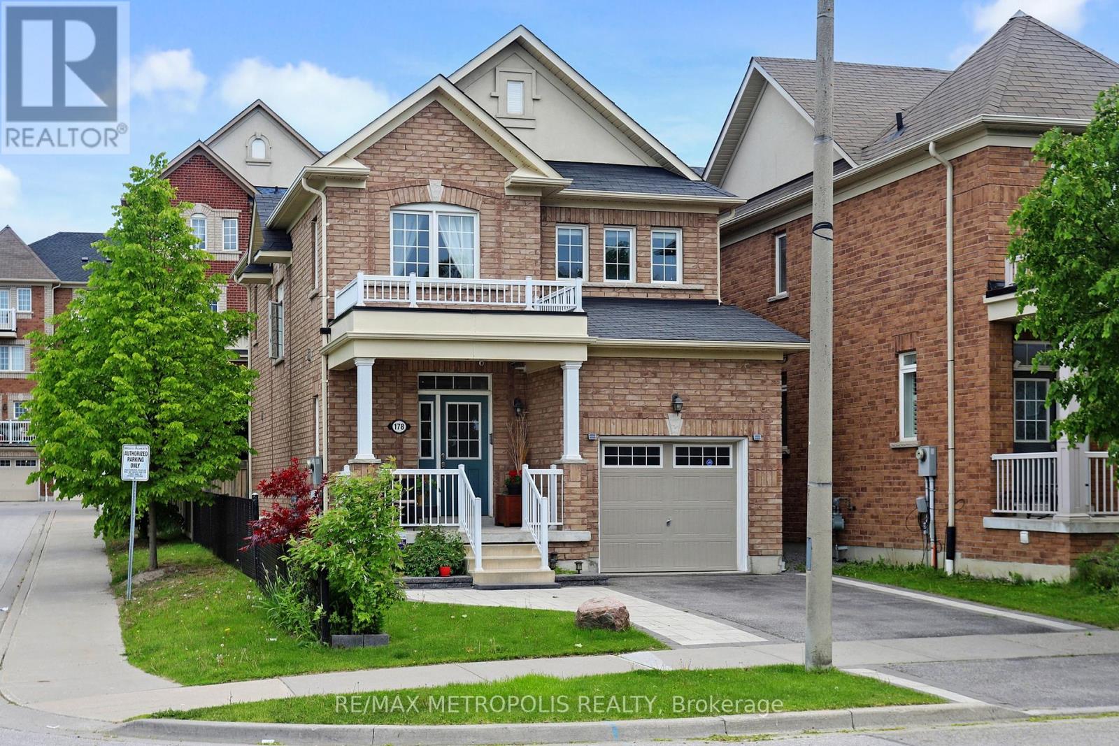 178 Angus Drive, Ajax, Ontario  L1S 5E1 - Photo 2 - E12186729
