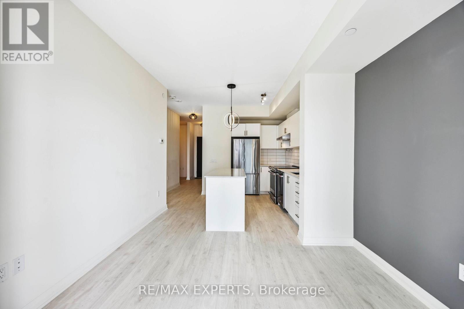903 - 9000 Jane Street, Vaughan (Vellore Village), Ontario  L4K 0M6 - Photo 11 - N12186713