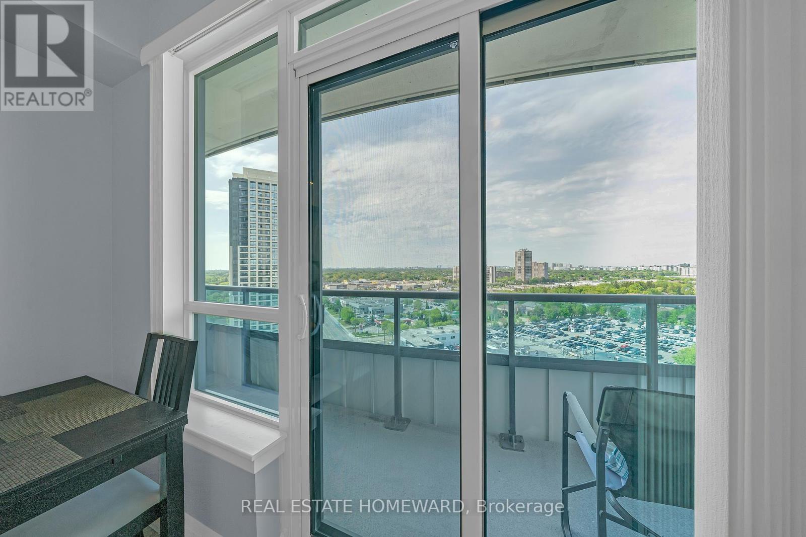 1525 - 7161 Yonge Street, Markham, Ontario  L3T 0C8 - Photo 13 - N12186719
