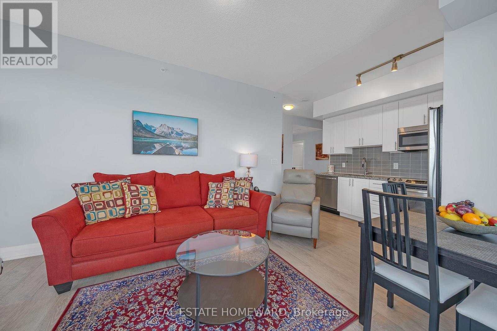 1525 - 7161 Yonge Street, Markham, Ontario  L3T 0C8 - Photo 8 - N12186719