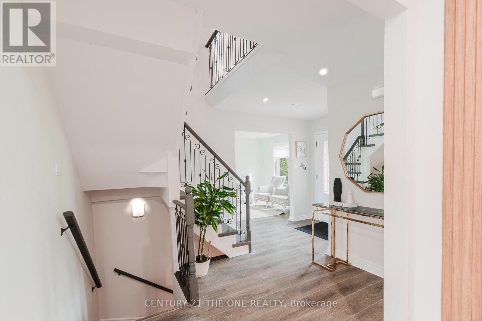 971 Leslie Valley Drive, Newmarket (Huron Heights-Leslie Valley), Ontario  L3Y 7E7 - Photo 17 - N12186727