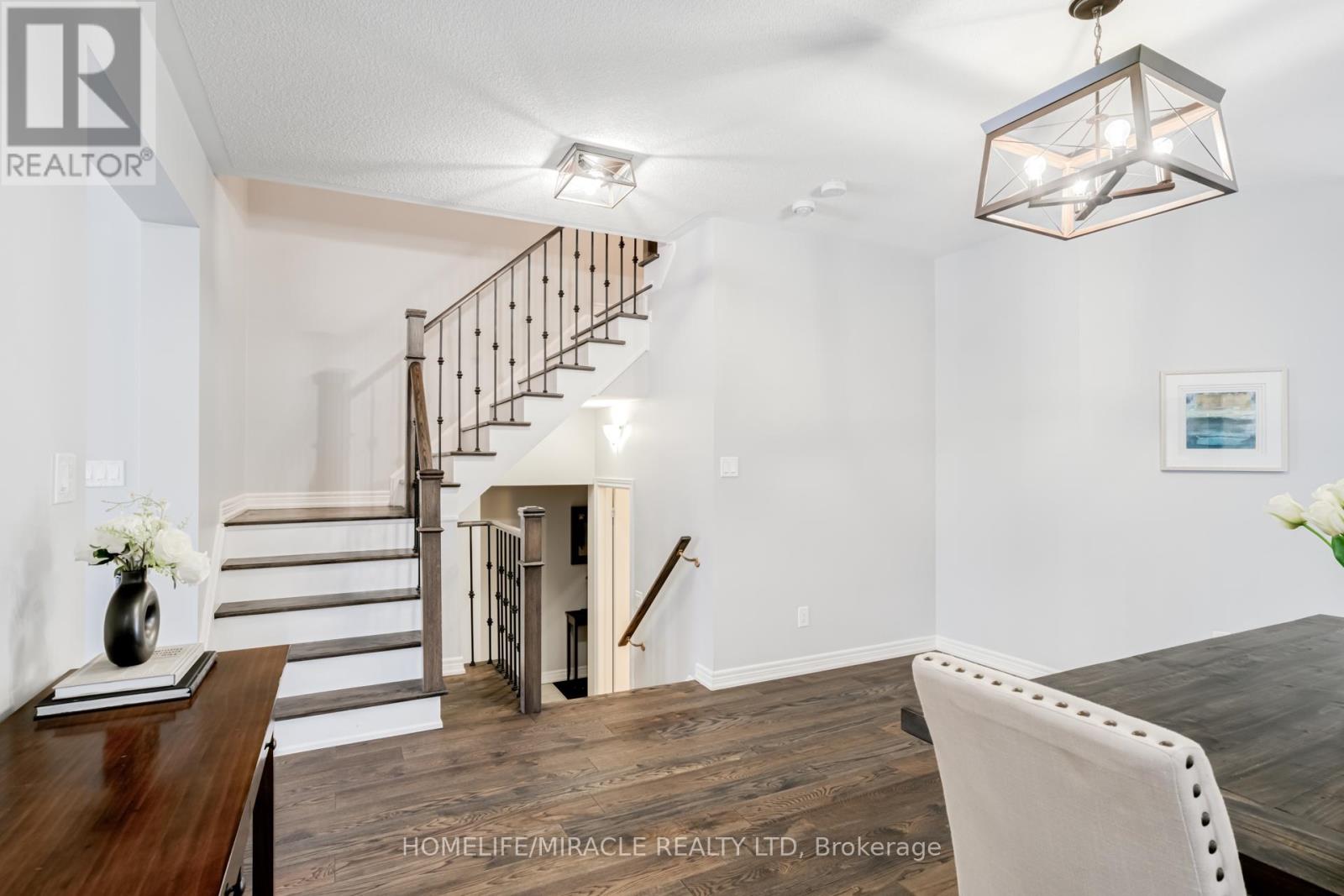 36 Hoard Avenue N, New Tecumseth, Ontario  L9R 0M3 - Photo 7 - N12186735