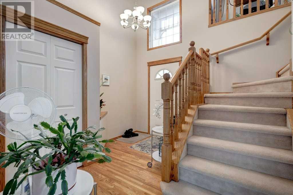 Property at 89 Tuscany Meadows Close NW image 5