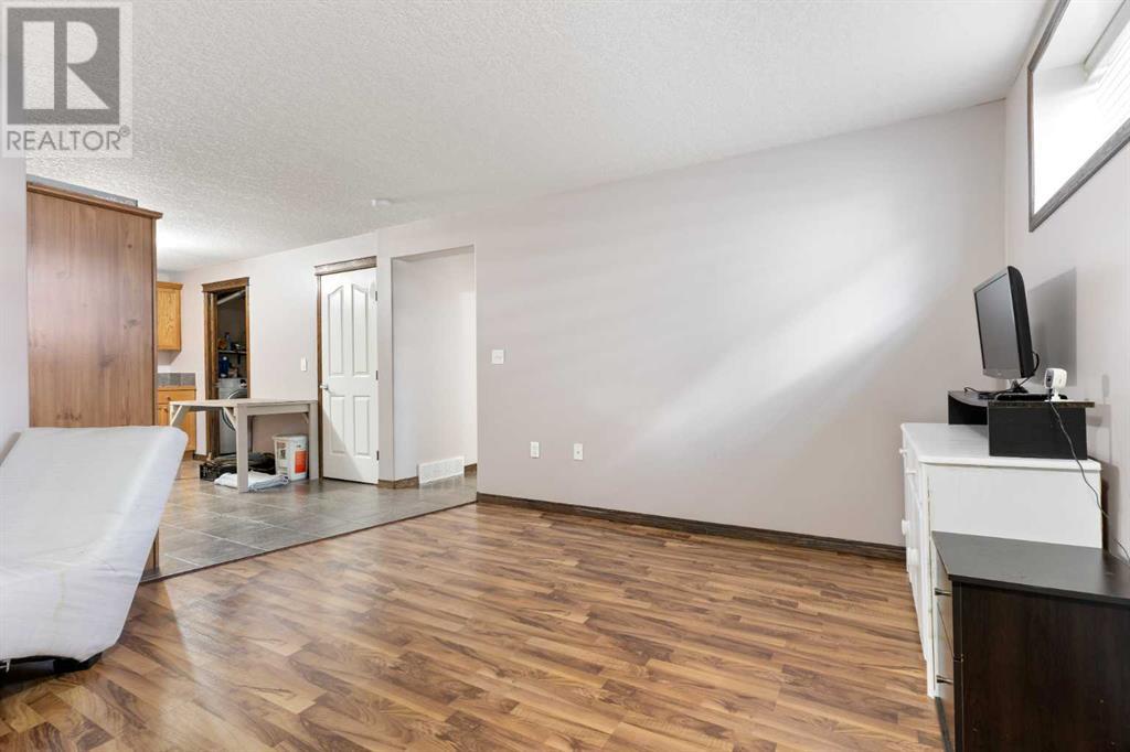 42 Saddleland Crescent Ne, Calgary, Alberta  T3J 5K5 - Photo 34 - A2214012