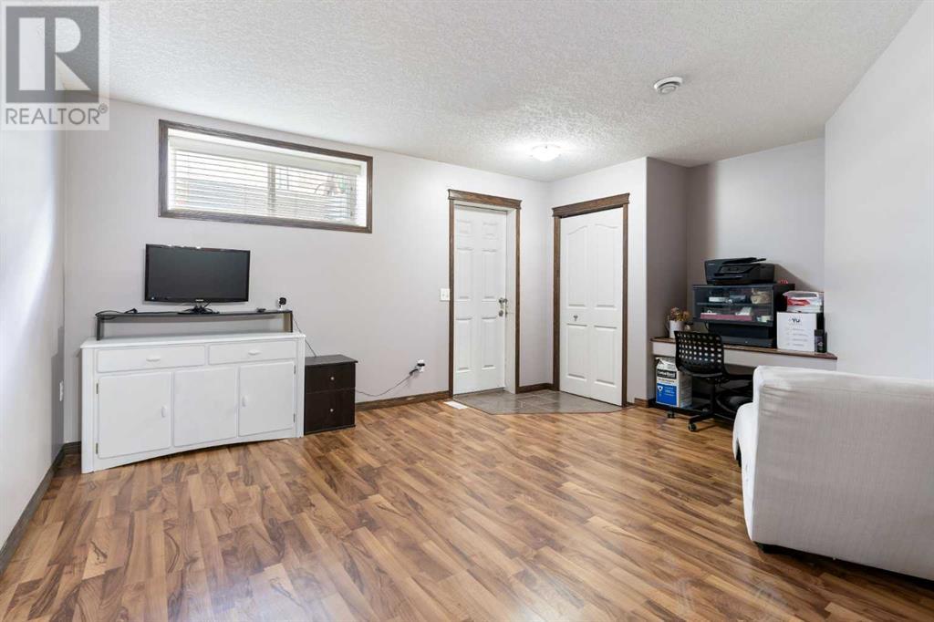 42 Saddleland Crescent Ne, Calgary, Alberta  T3J 5K5 - Photo 33 - A2214012