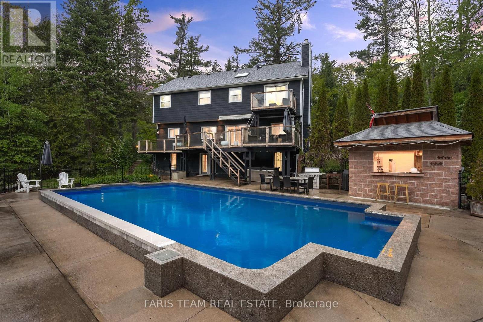 Property at 1441 HENDRIE ROAD image 3