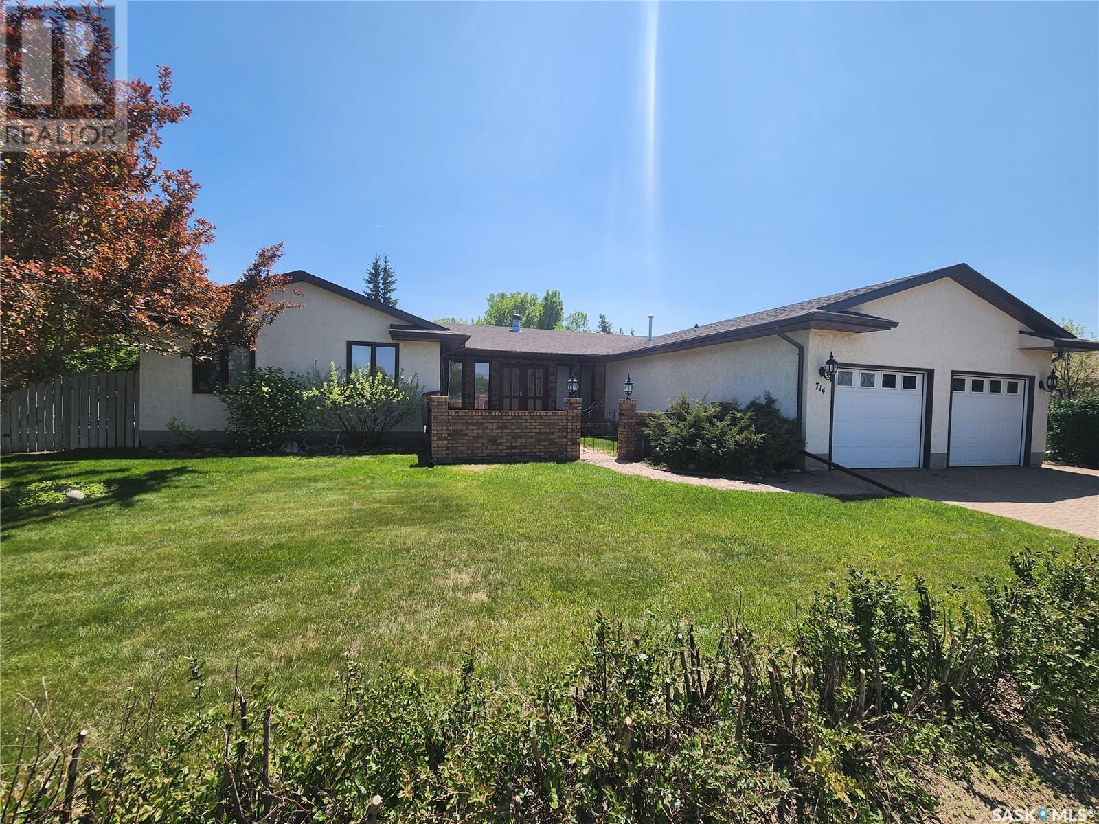 714 Railway AVENUE, Bienfait, Saskatchewan