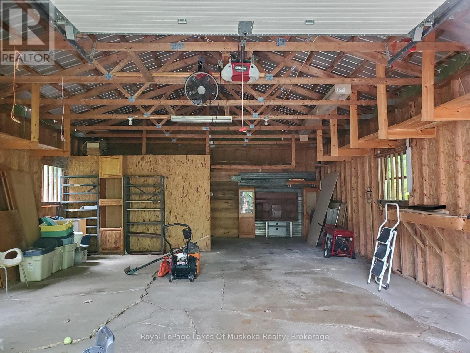 4244 Muskoka Road 117, Lake Of Bays, Ontario  P0B 1A0 - Photo 37 - X12159203