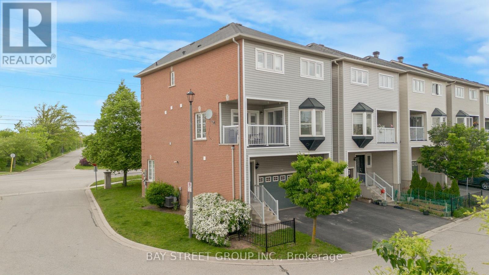 61 - 5090 Fairview Street, Burlington, Ontario  L7L 7E9 - Photo 4 - W12186717