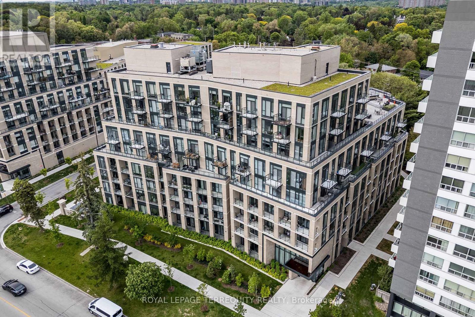 413 - 293 The Kingsway, Toronto (Edenbridge-Humber Valley), Ontario  M9A 0E8 - Photo 2 - W12186721