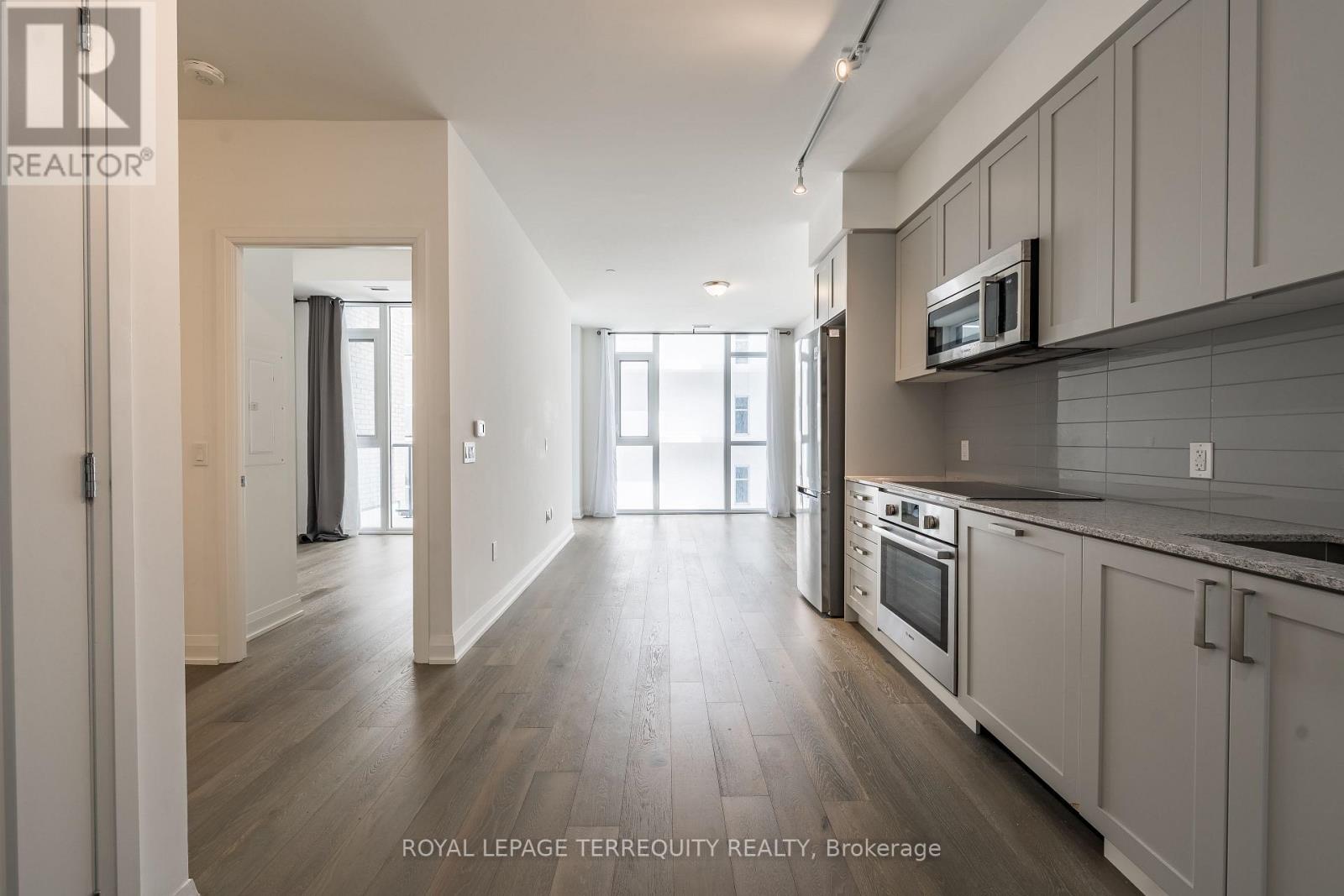 413 - 293 The Kingsway, Toronto (Edenbridge-Humber Valley), Ontario  M9A 0E8 - Photo 8 - W12186721