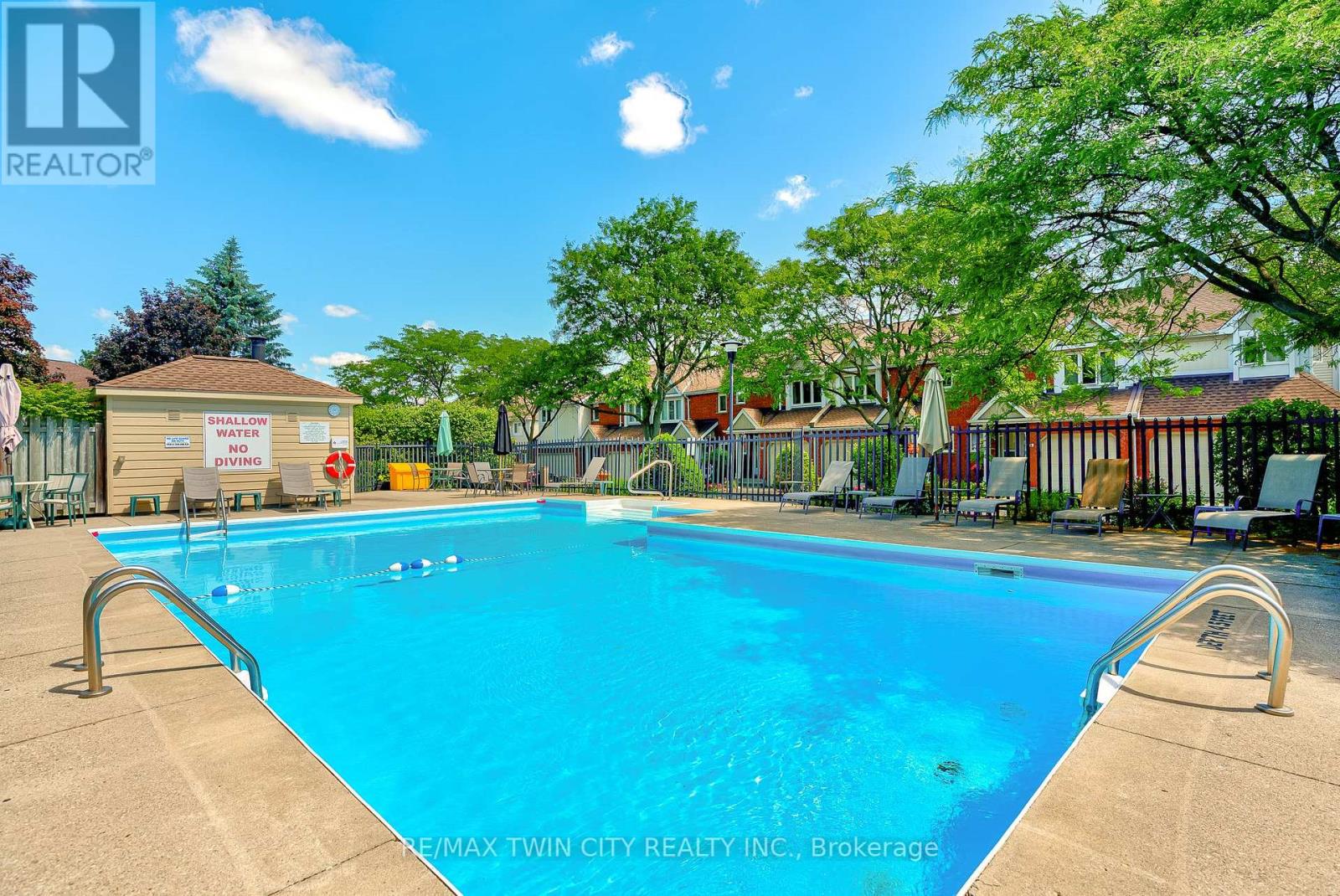 4 - 523 Beechwood Drive, Waterloo, Ontario  N2T 2G7 - Photo 30 - X12060069