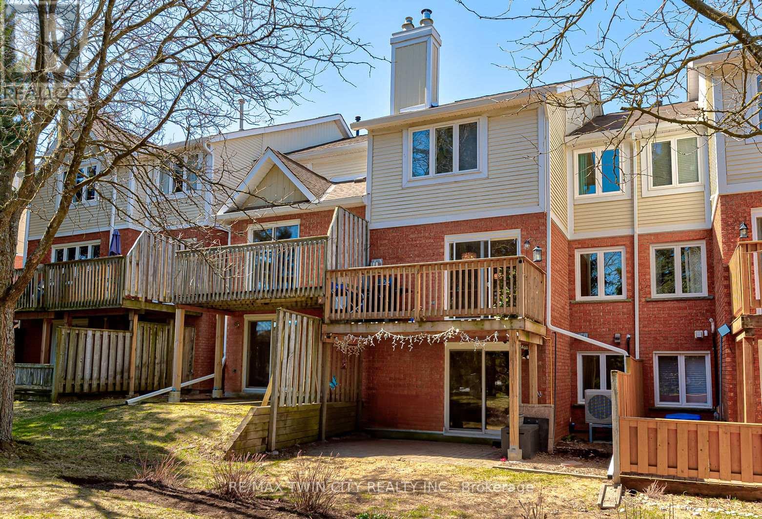 4 - 523 Beechwood Drive, Waterloo, Ontario  N2T 2G7 - Photo 26 - X12060069