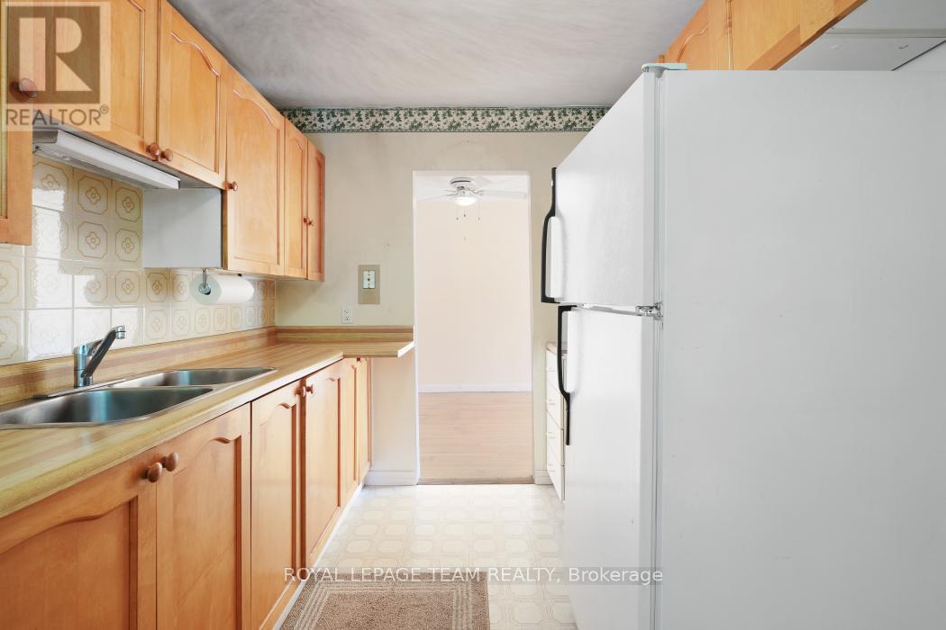 1557 Baseline Road, Ottawa, Ontario  K2C 0B4 - Photo 23 - X12186753