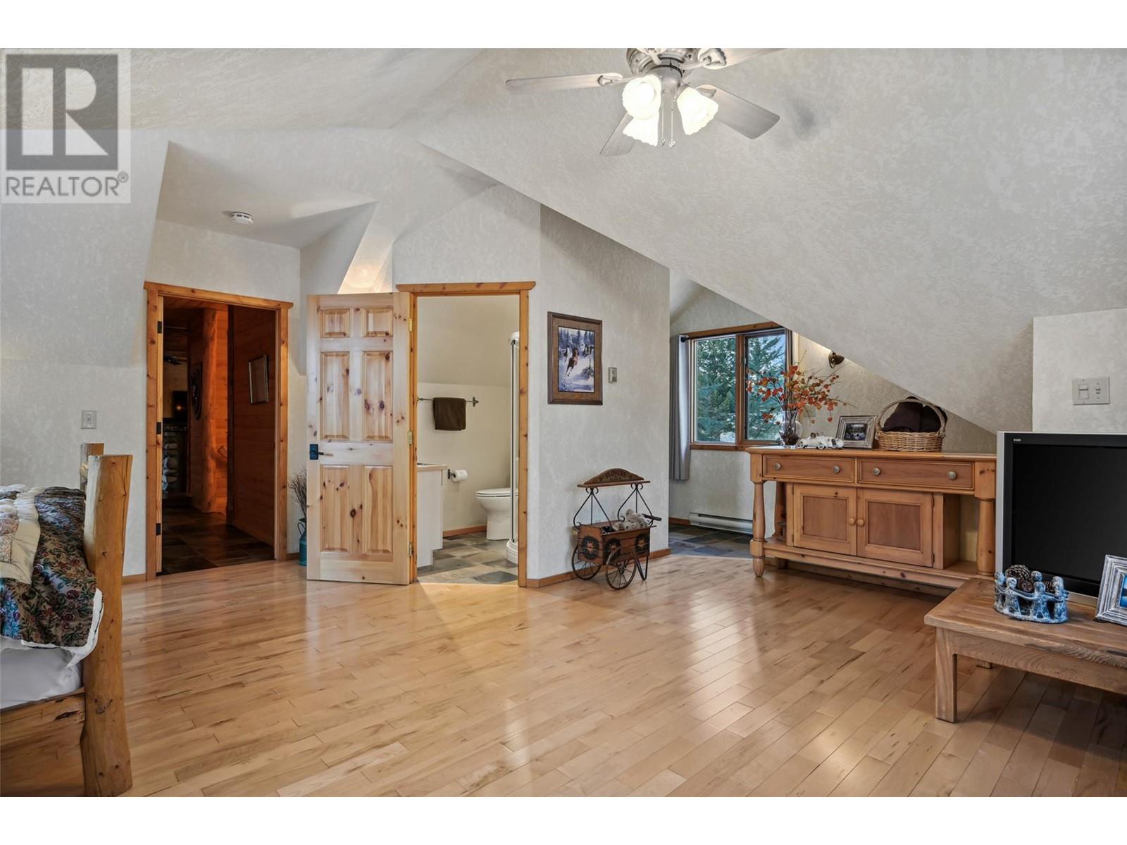 6975 Columbia Ridge Drive, Fairmont Hot Springs, British Columbia  V0B 1L1 - Photo 53 - 10335755
