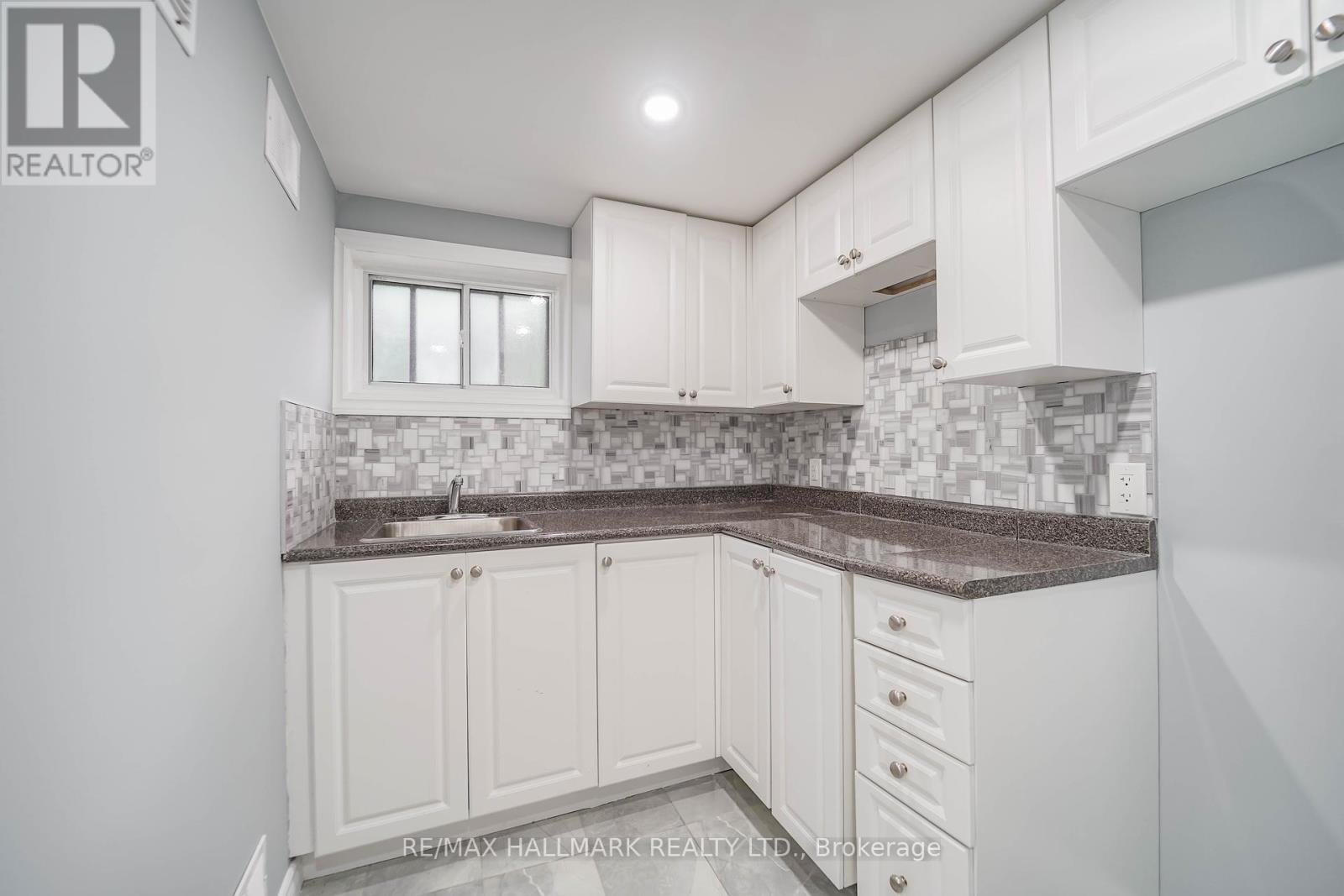 16 Packard Boulevard, Toronto (Bendale), Ontario  M1P 4K1 - Photo 28 - E12186752