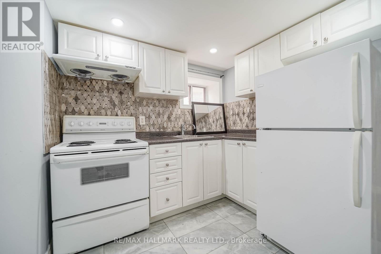 16 Packard Boulevard, Toronto (Bendale), Ontario  M1P 4K1 - Photo 34 - E12186752