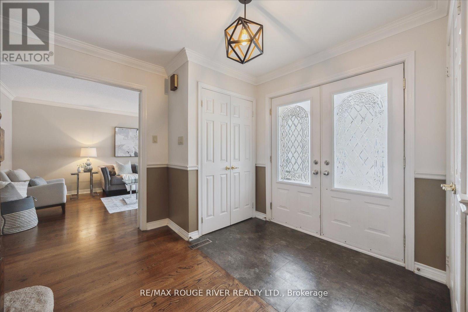 921 Duncannon Drive, Pickering, Ontario  L1X 2M4 - Photo 6 - E12186774