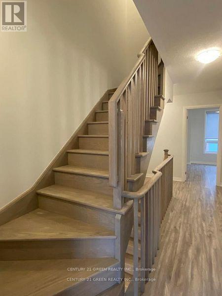 1631 Pleasure Valley Path, Oshawa, Ontario  L1G 4X8 - Photo 7 - E12186786