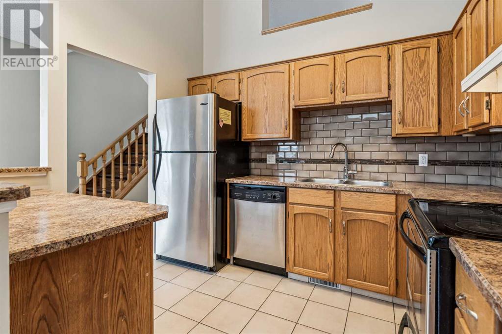 126 Anderson Grove Sw, Calgary, Alberta  T2W 6H7 - Photo 7 - A2202335