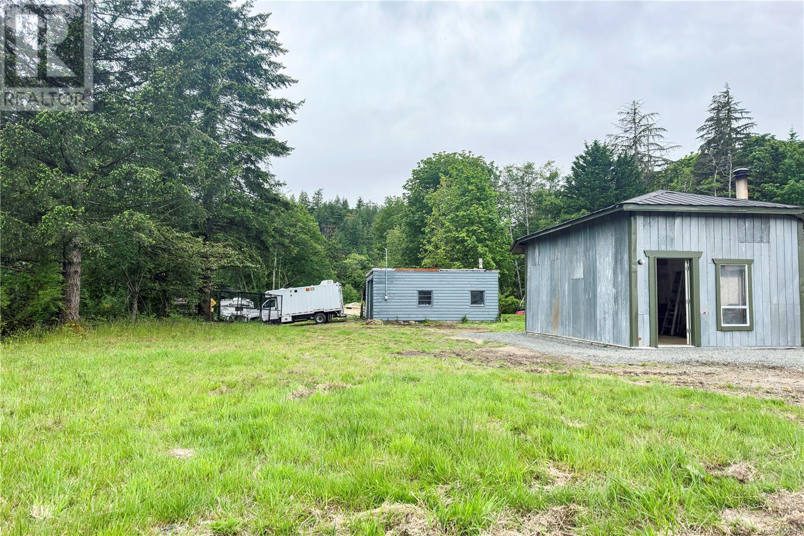 670 Quathiaski Cove Rd, Quadra Island, British Columbia  V0P 1N0 - Photo 7 - 1000548
