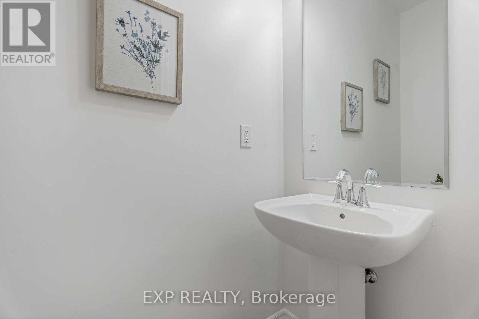 120 Kaitting Trail, Oakville, Ontario  L6M 5K8 - Photo 5 - W12186740