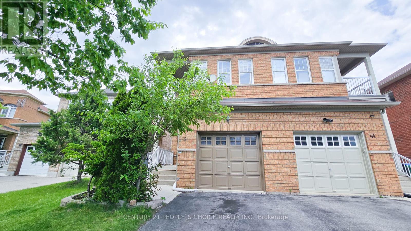 42 Deepcoral Court W, Brampton, Ontario  L6V 4P7 - Photo 2 - W12186742