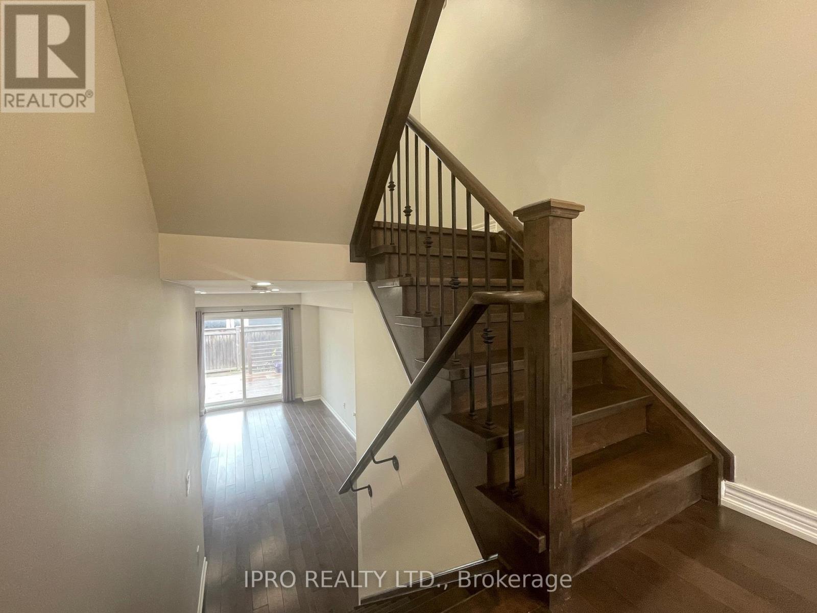 48 - 2187 Fiddlers Way, Oakville, Ontario  L6M 0L6 - Photo 4 - W12186743