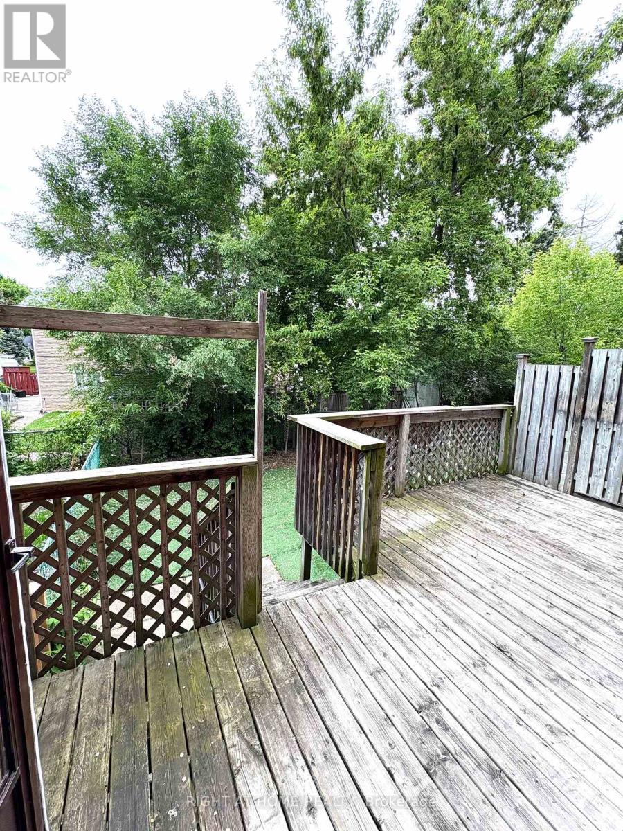 5473 Schueller Cres Crescent, Burlington, Ontario  L7L 3T1 - Photo 6 - W12186759