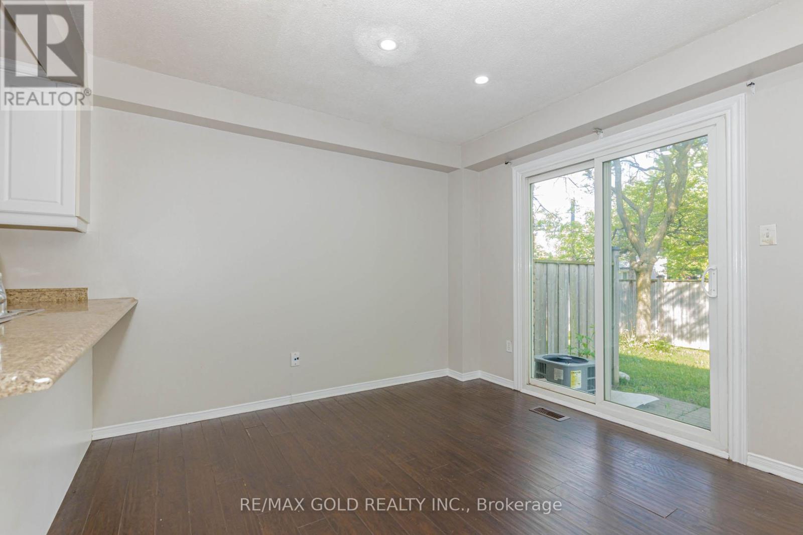 43 - 399 Vodden Street E, Brampton, Ontario  L6V 3V1 - Photo 12 - W12186779