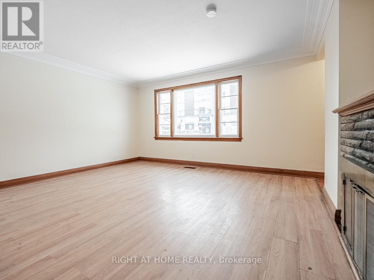 293 Albert Street, Waterloo, Ontario  N2L 3T9 - Photo 10 - X12186754