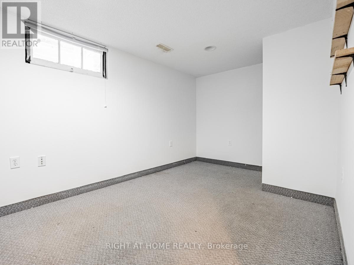 293 Albert Street, Waterloo, Ontario  N2L 3T9 - Photo 29 - X12186754
