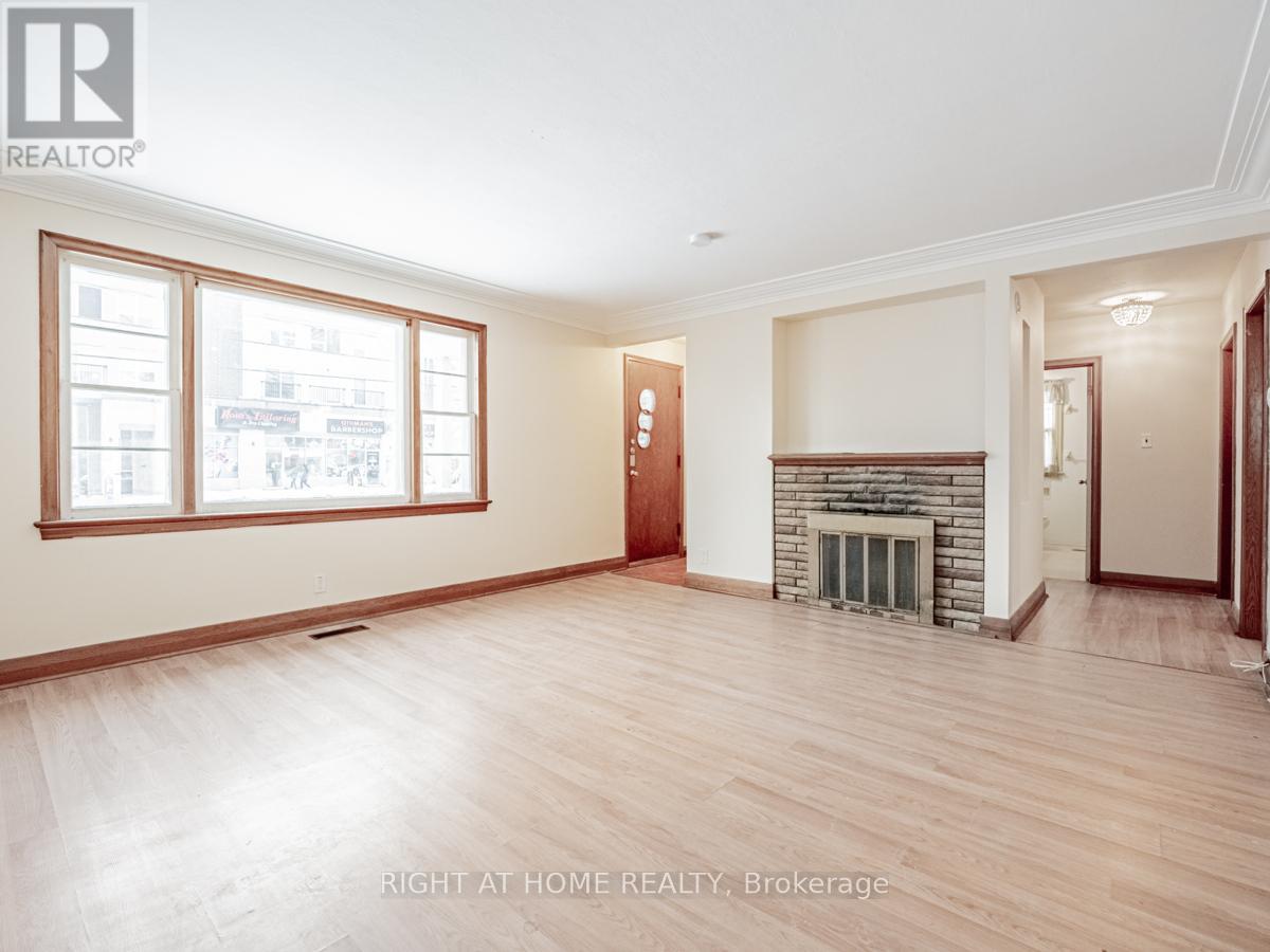 293 Albert Street, Waterloo, Ontario  N2L 3T9 - Photo 8 - X12186754