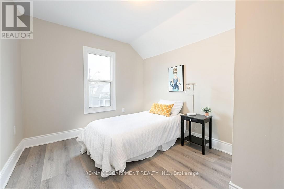31 Greenaway Avenue, Hamilton, Ontario  L8L 6C3 - Photo 28 - X12186761