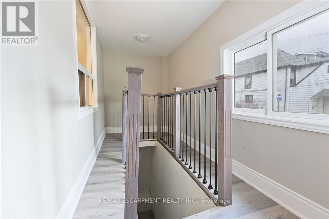 31 Greenaway Avenue, Hamilton, Ontario  L8L 6C3 - Photo 31 - X12186761