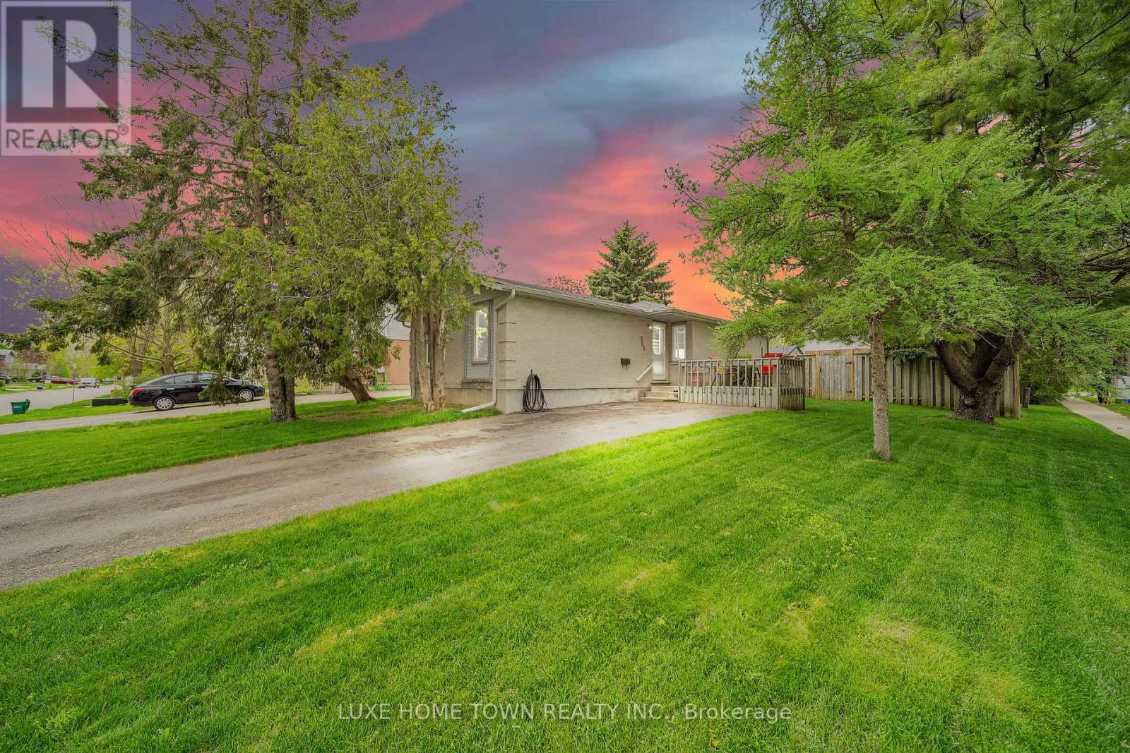 Property at 355 STORNOWAY DRIVE image 1