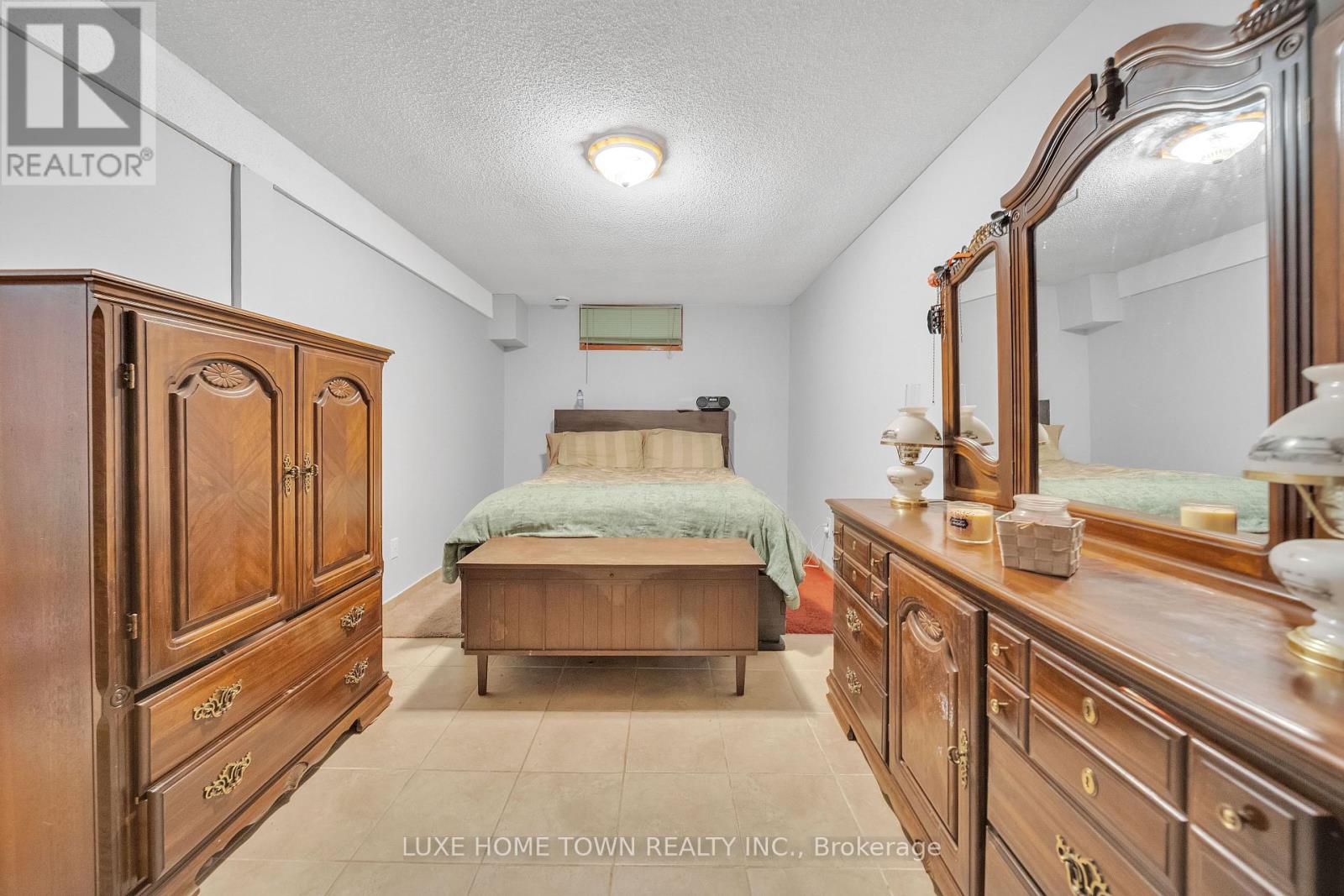 355 Stornoway Drive, Centre Wellington, Ontario  N1M 3K9 - Photo 32 - X12186762